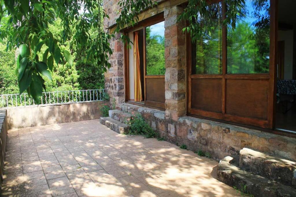 Belle et grande maison ardèchoise Payzac  Extérieur photo